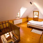 Kemenceshaz Guest house Noszvaj