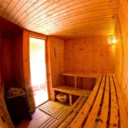 Pensjonat Kemenceshaz